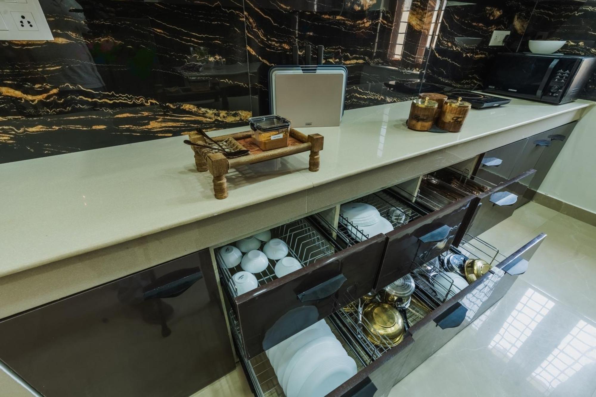 Dhruva - Luxury Villa In Cbd Dehradun Eksteriør billede